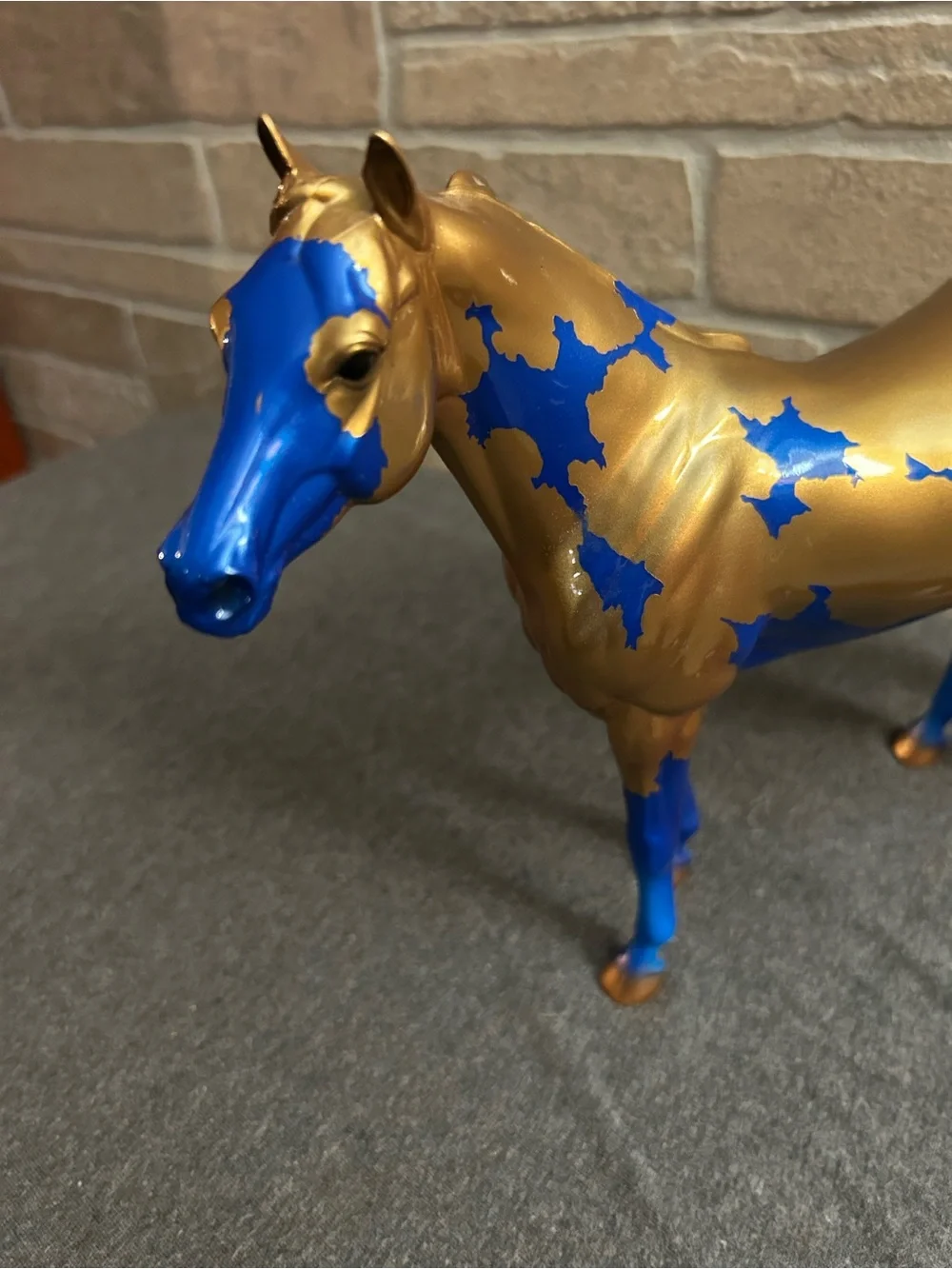 Breyer 2024 Spring Decorator Model “Gilded”